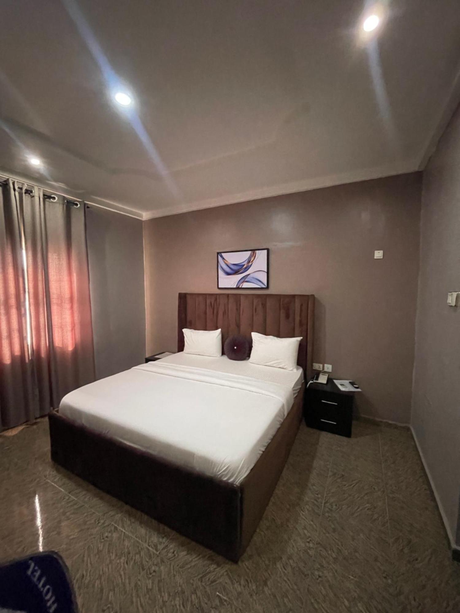 Nexus Xpress Hotel Abuja Exterior photo
